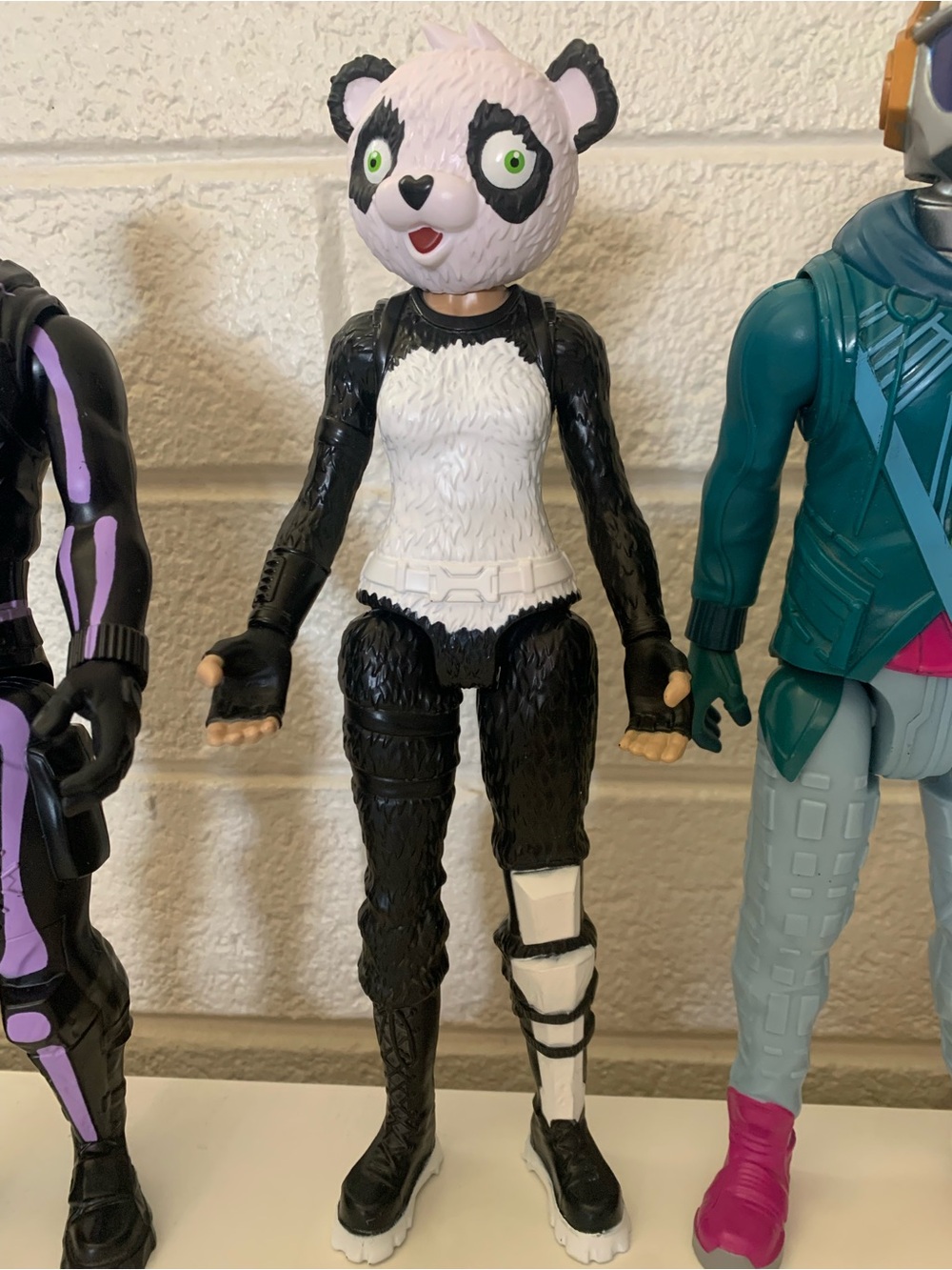 Epic Games Fortnite Squad Mode Victory Series 12" posable action figures 4 fig. - Picture 3 of 10